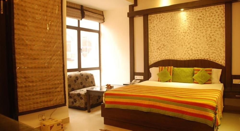 Hotel Baba Inn-By Rcg Hotels New Delhi Exteriör bild
