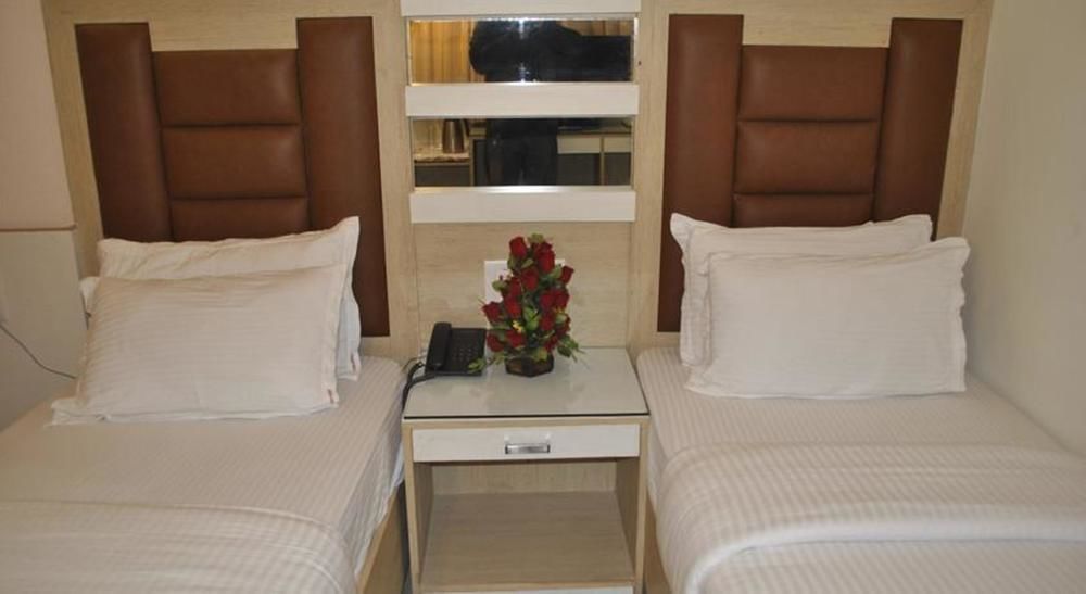 Hotel Baba Inn-By Rcg Hotels New Delhi Exteriör bild